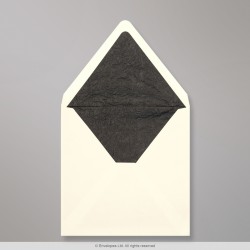 160x160 mm Ivory Envelope Lined With Black Fancy Paper