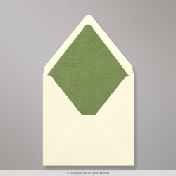 160x160 mm Ivory Envelope Lined With Green Fancy Paper